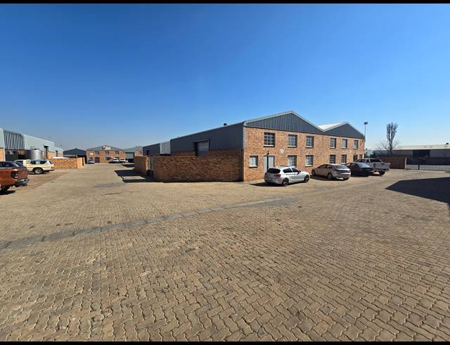 280M² WAREHOUSE TO LET IN ANDERBOLT